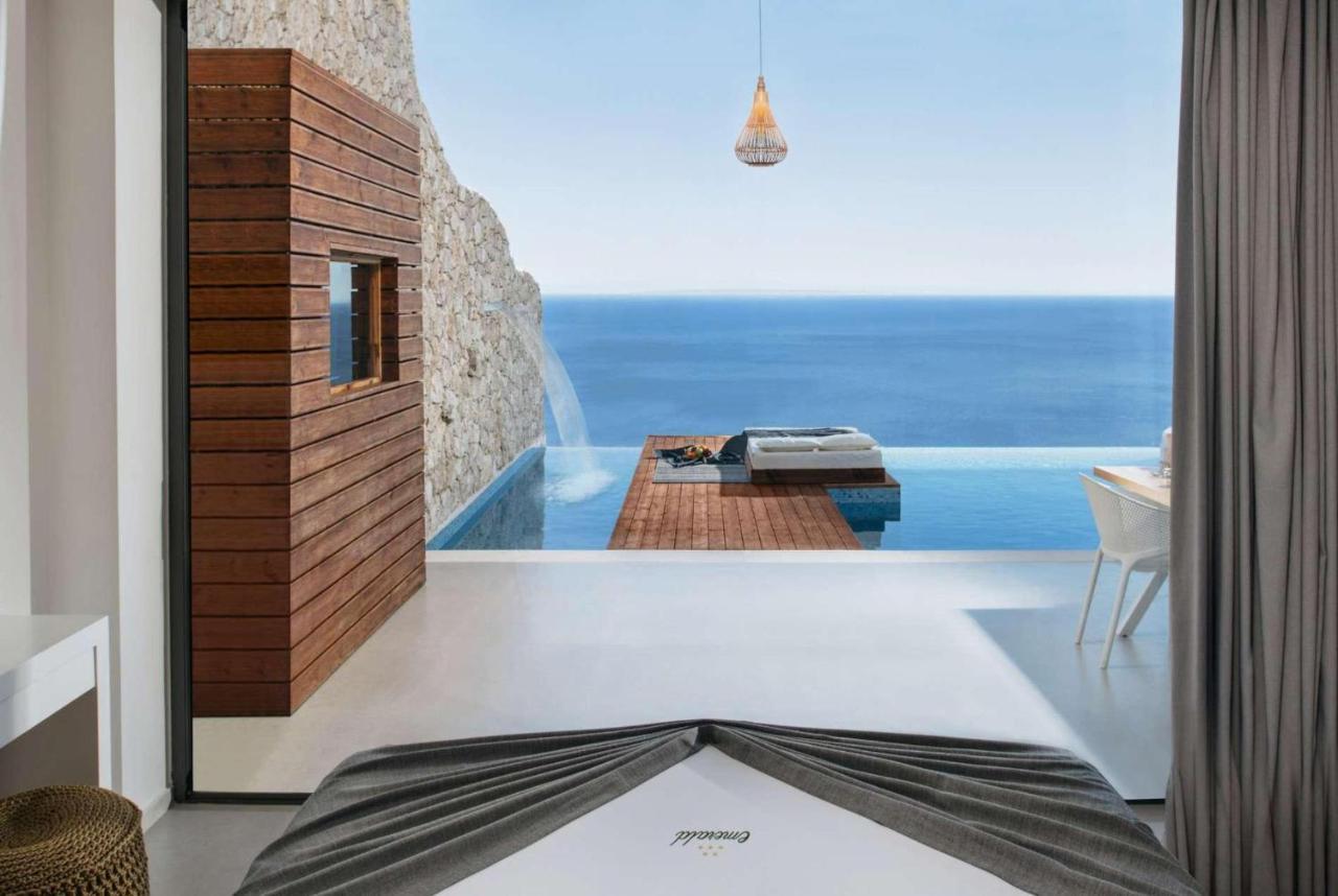 Emerald Cave Suites อายิโอสนิโกลาโอส ภายนอก รูปภาพ